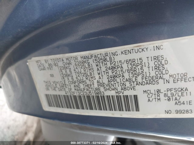 2003 TOYOTA SIENNA XLE VIN: 4T3ZF13C23U519083