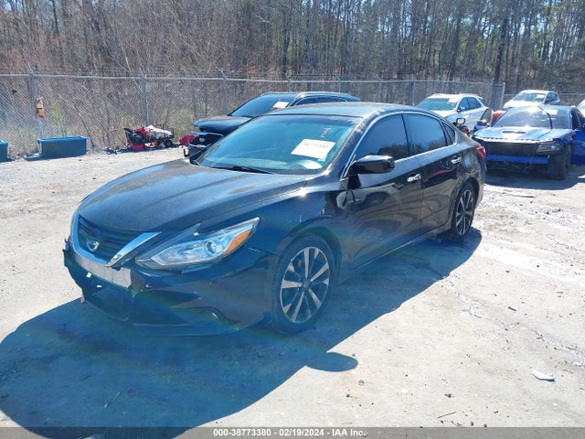 Nissan Altima 2.5 Sr 2017 1N4AL3AP1HC164074 Image 2