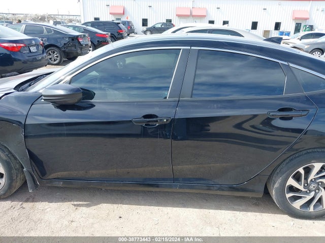 Honda CIVIC EX 2018 19XFC2F76JE022448 Image 14