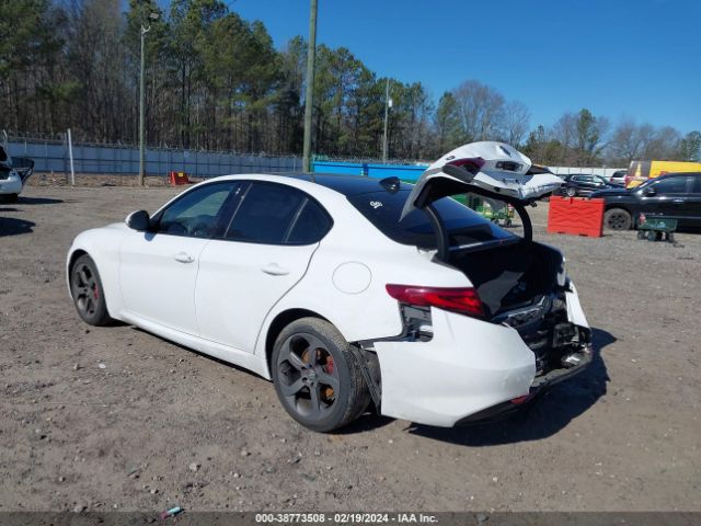 2017 ALFA ROMEO GIULIA ZARFAEDN0H7555825 Photo 2