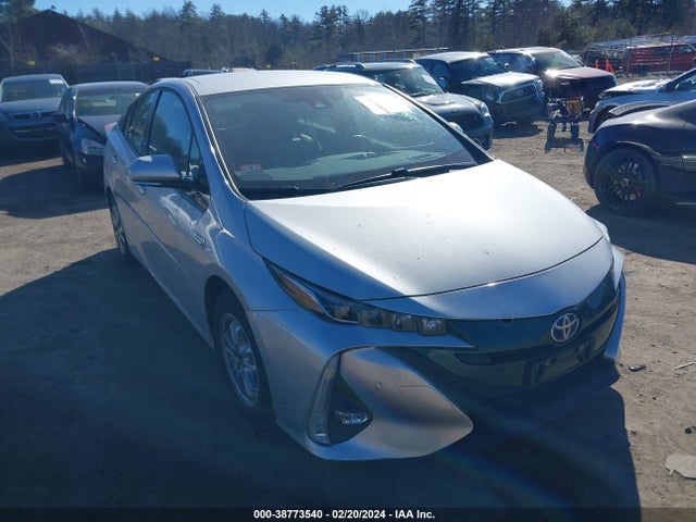 2018 JTDKARFP4J3077677 main image