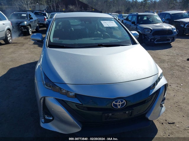 Toyota PRIUS PRIME 2018 JTDKARFP4J3077677 Image 12