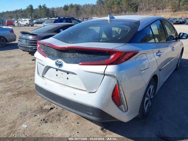 Toyota PRIUS PRIME 2018 JTDKARFP4J3077677 Image 16