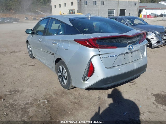 Toyota PRIUS PRIME 2018 JTDKARFP4J3077677 Image 3