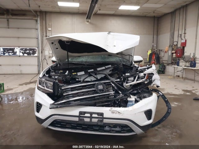 1V26E2CA1LC211558 Volkswagen Atlas Cross Sport 3.6l V6 Se W/technology/3.6l V6 Se W/technology R-line