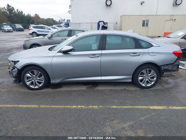 Honda ACCORD LX 2018 1HGCV1F16JA147022 Image 15