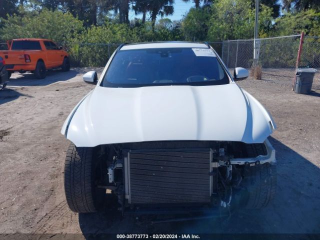 SADCM2FV7JA281875 Jaguar F-PACE S