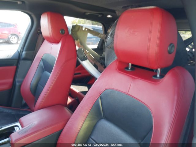 SADCM2FV7JA281875 Jaguar F-PACE S