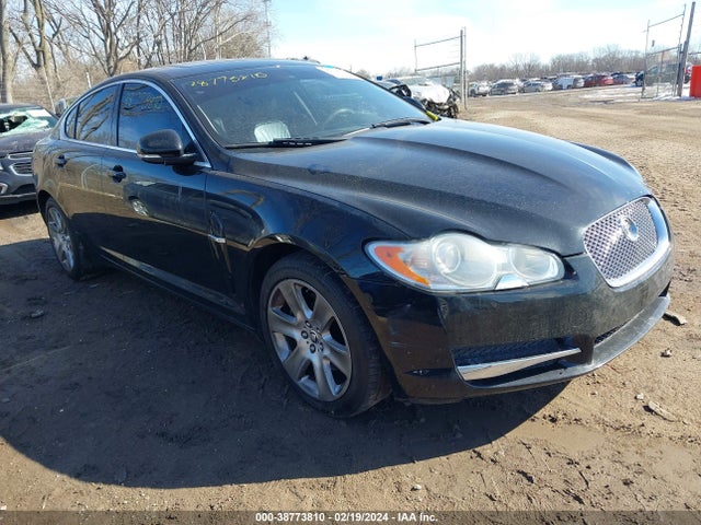 2010 JAGUAR XF SAJWA0FA7AHR67037 Photo 0