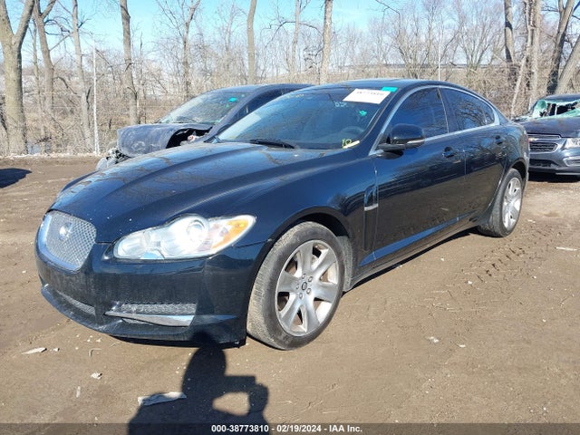 2010 JAGUAR XF SAJWA0FA7AHR67037 Photo 1