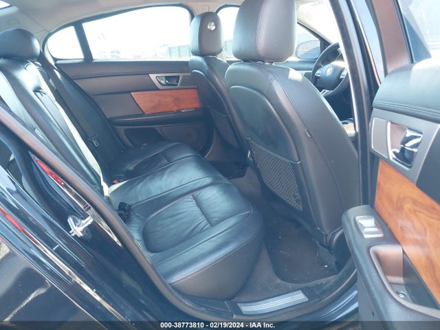 2010 JAGUAR XF SAJWA0FA7AHR67037 Photo 7
