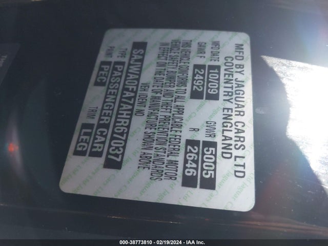 2010 JAGUAR XF SAJWA0FA7AHR67037 Photo 8