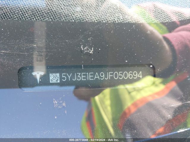 5YJ3E1EA9JF050694 Tesla Model 3 Long Range/mid Range