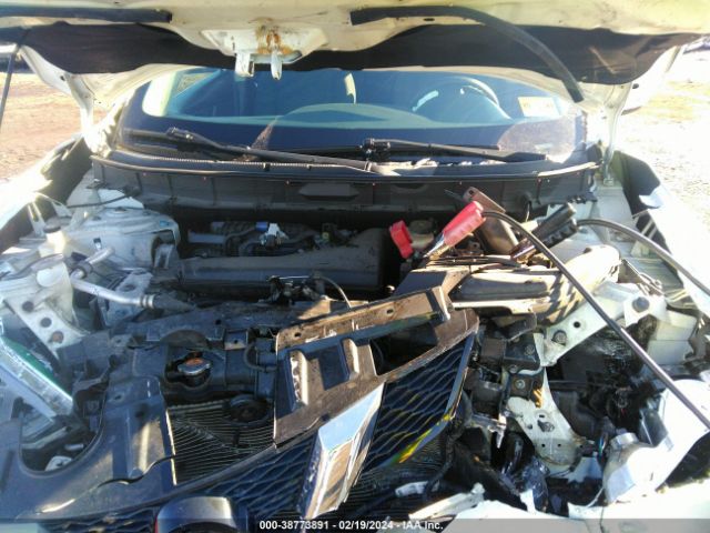 KNMAT2MV5GP670058 Nissan ROGUE S