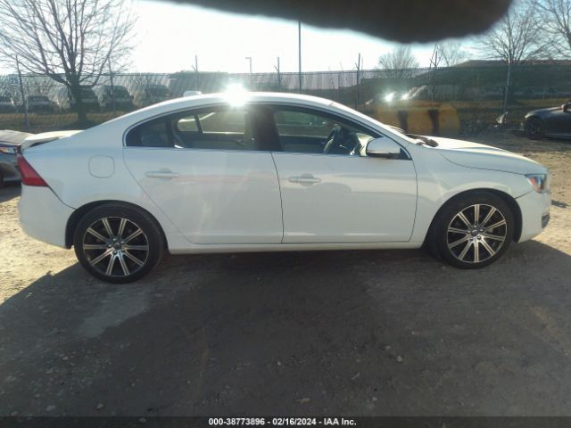 LYV402TK9JB172803 Volvo S60 Inscription T5