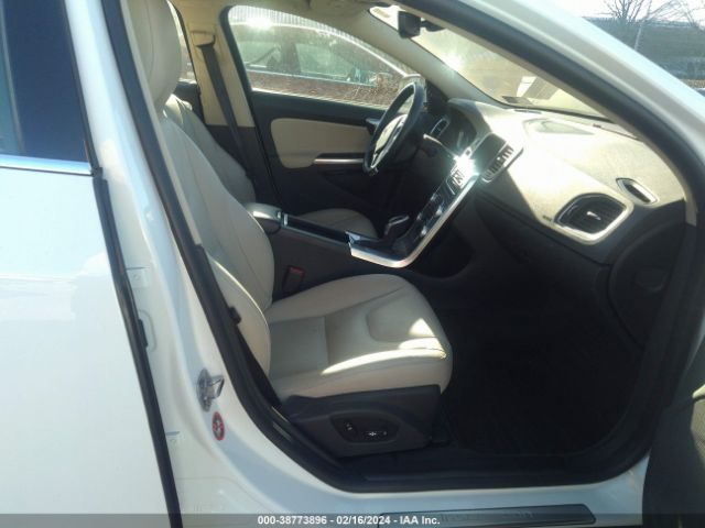 LYV402TK9JB172803 Volvo S60 Inscription T5