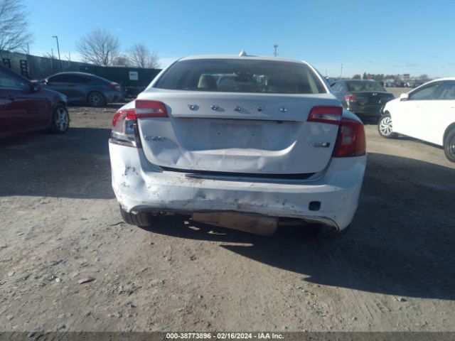 LYV402TK9JB172803 Volvo S60 Inscription T5