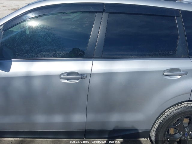 Subaru Forester 2.5i Premium 2018 JF2SJAGC9JH552337 Image 14