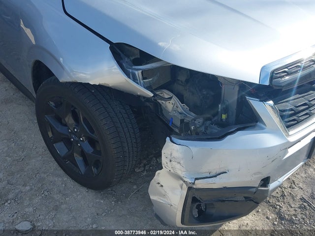 Subaru Forester 2.5i Premium 2018 JF2SJAGC9JH552337 Image 17