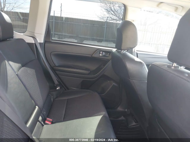 Subaru Forester 2.5i Premium 2018 JF2SJAGC9JH552337 Image 8