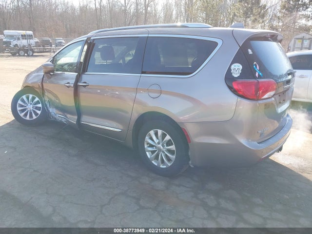 Chrysler Pacifica Touring L 2018 2C4RC1BG6JR293750 Image 3