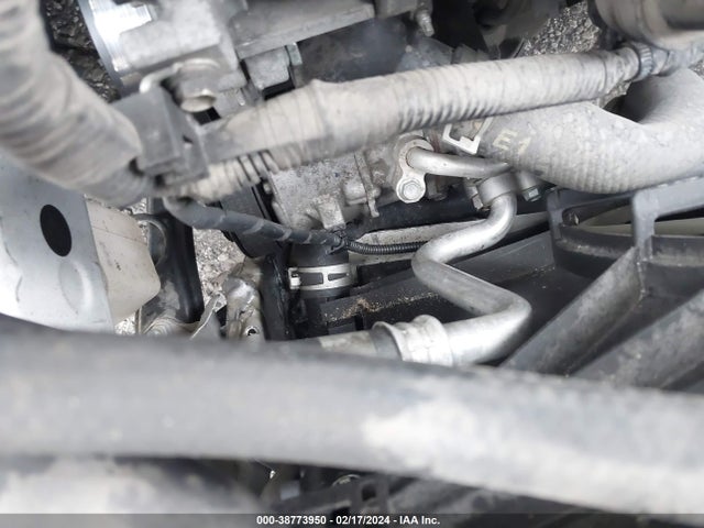 Toyota COROLLA LE 2020 5YFEPRAE4LP031066 Image 18