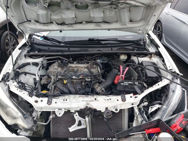 Toyota Corolla Le Plus 2016 5YFBURHE5GP559187 Image 10