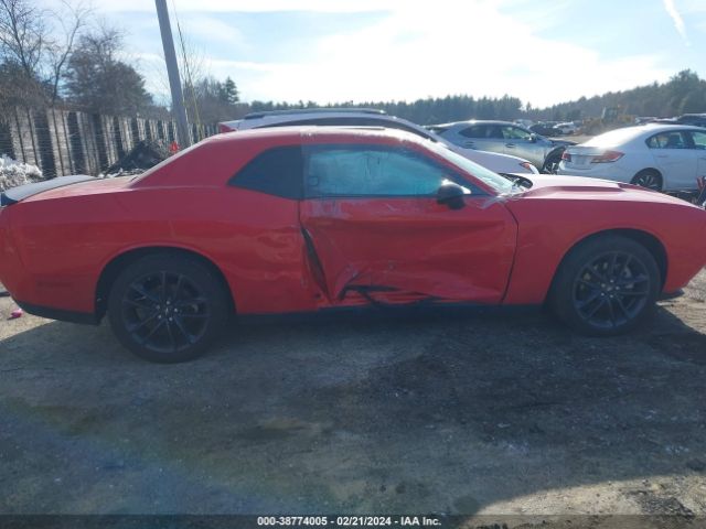 2C3CDZGG3NH205604 Dodge Challenger Sxt Awd