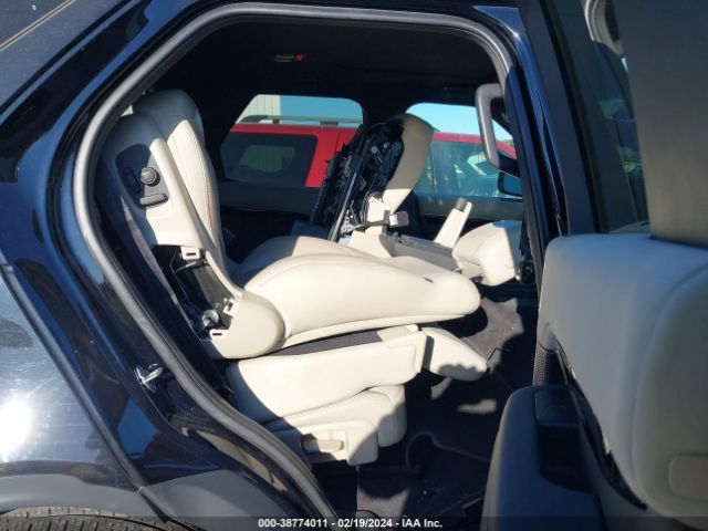 SALRG2RVXKA095556 Land Rover Discovery Se