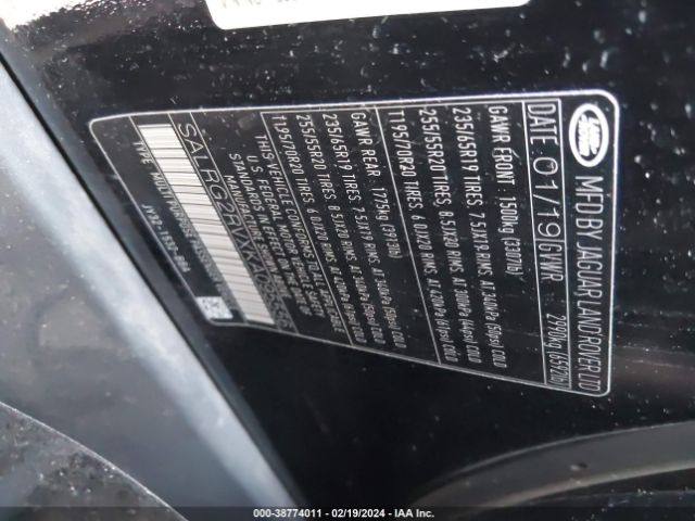 SALRG2RVXKA095556 Land Rover Discovery Se