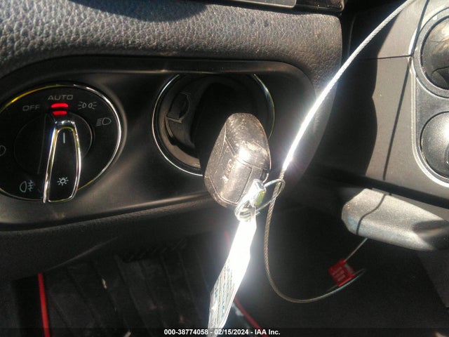 2015 PORSCHE MACAN WP1AB2A53FLB44197 Photo 10