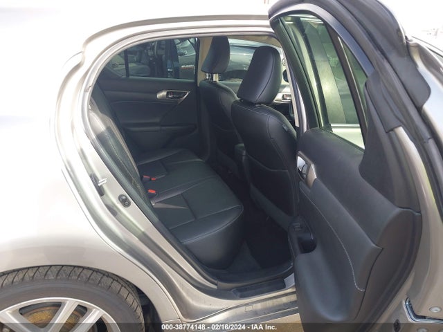 JTHKD5BH0H2287190 Lexus CT 200H