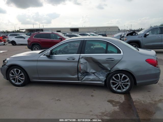 55SWF4JB4GU147304 Mercedes-Benz C 300 Luxury/sport