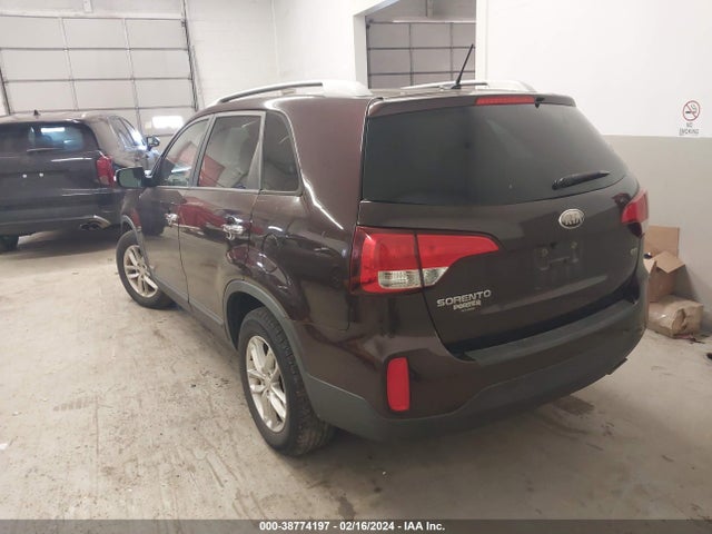 KIA Sorento Lx V6 2014 5XYKTDA79EG438939 Image 3