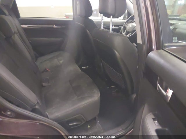KIA Sorento Lx V6 2014 5XYKTDA79EG438939 Image 8