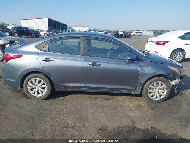 Hyundai ACCENT SE 2018 3KPC24A38JE026782 Image 13