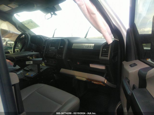 1FT7X2B69NEF36544 Ford F-250 Xl