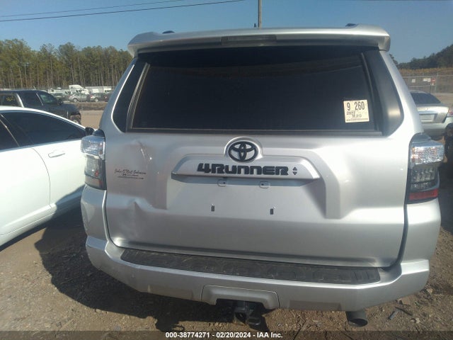 Toyota 4runner Sr5 Premium 2022 JTEFU5JR6N5265746 Image 21