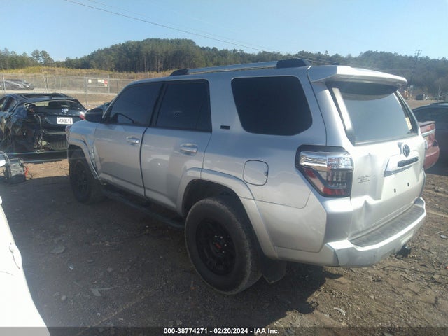 Toyota 4runner Sr5 Premium 2022 JTEFU5JR6N5265746 Image 3