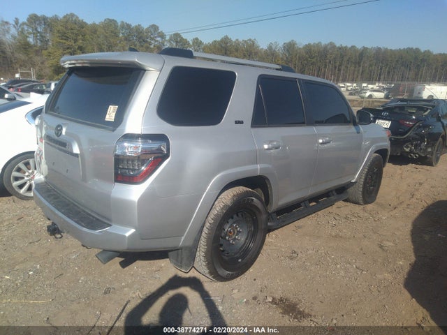 Toyota 4runner Sr5 Premium 2022 JTEFU5JR6N5265746 Image 4