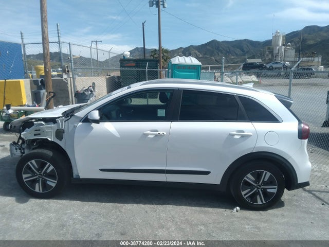 KIA Niro Lxs 2022 KNDCB3LC0N5547746 Image 15