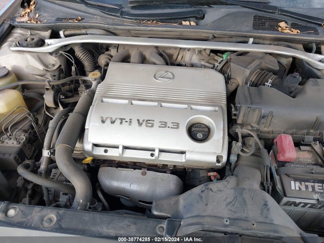 2005 LEXUS ES 330 VIN: JTHBA30G055110768