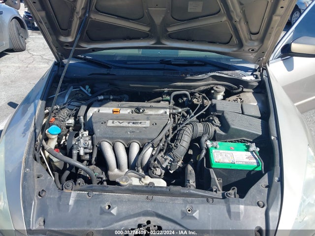2005 HONDA ACCORD 2.4 LX VIN: 3HGCM56435G710071