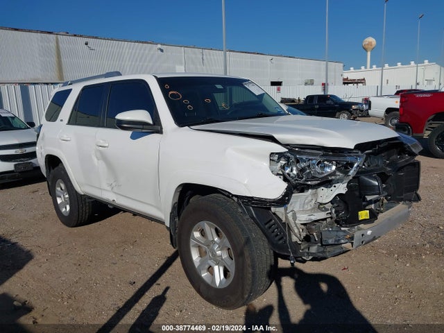 Toyota 4RUNNER SR5 2017 JTEBU5JR2H5426693 Image 1