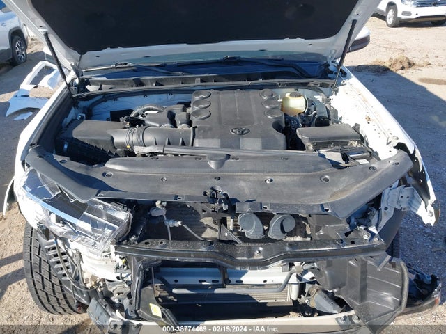 Toyota 4RUNNER SR5 2017 JTEBU5JR2H5426693 Image 10