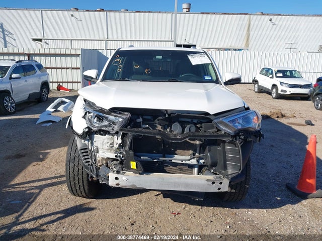 Toyota 4RUNNER SR5 2017 JTEBU5JR2H5426693 Image 6