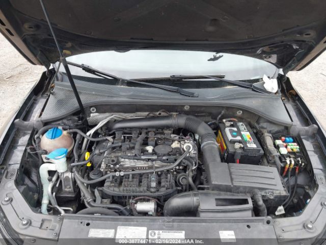 1VWAT7A3XEC037024 Volkswagen Passat 1.8t S