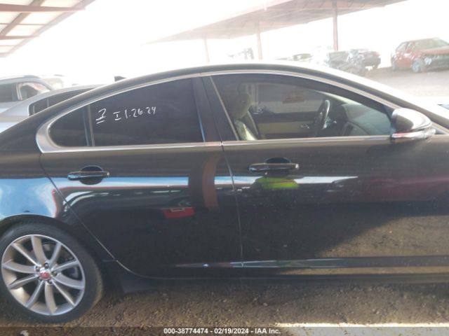 SAJWJ0FF3F8U60204 Jaguar Xf 3.0 Portfolio/3.0 Sport