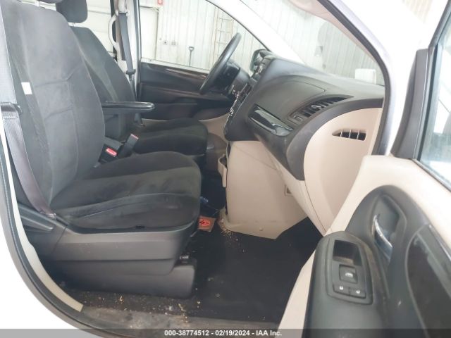 2C4RDGBG8FR689590 Dodge Grand Caravan American Value Pkg