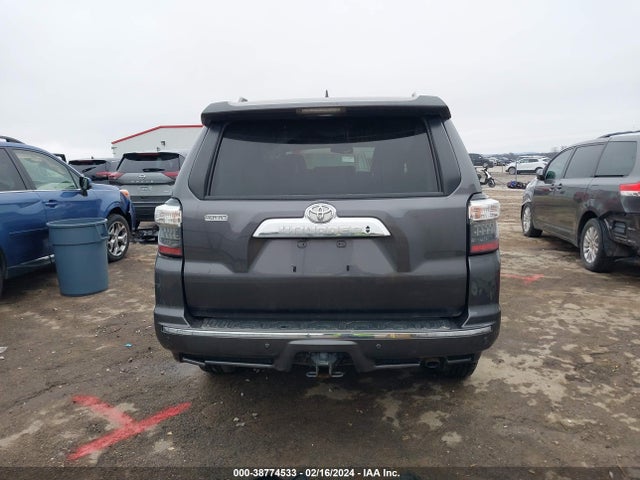 Toyota 4runner Limited 2016 JTEBU5JRXG5289338 Image 17